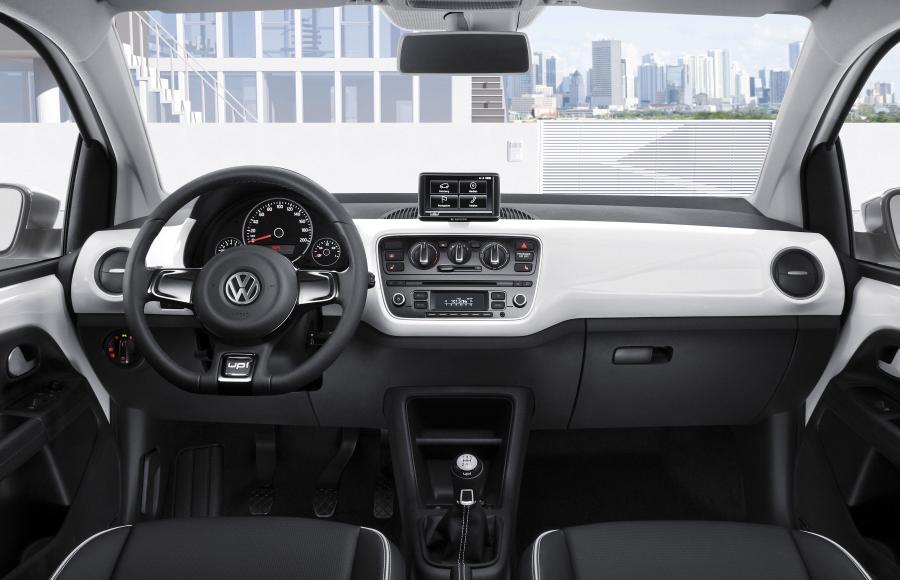  Volkswagen up! 2011 года  (фото 152 из 173)